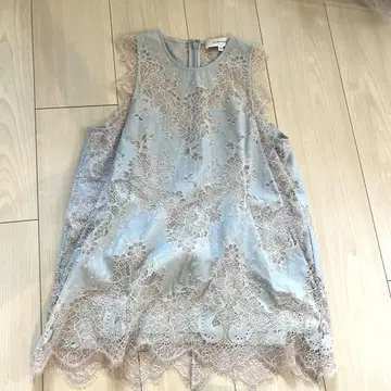 Carven 칼벤 레이스 슬리브리스 탑 34