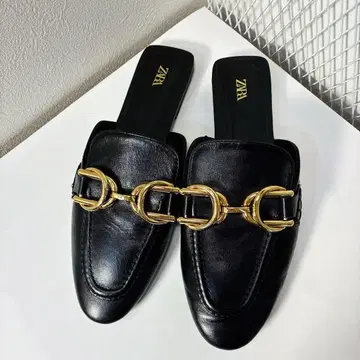 자라 버클 가죽 뮬 로퍼 23.5cm 새상품급