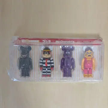 맥도날드 베어브릭 150% 4PCS SET