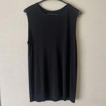 스터닝 루어 STUNNIGLURE 슬리브리스 블랙 사이즈 M