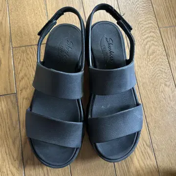 스포츠 샌들 블랙 스트랩 포함