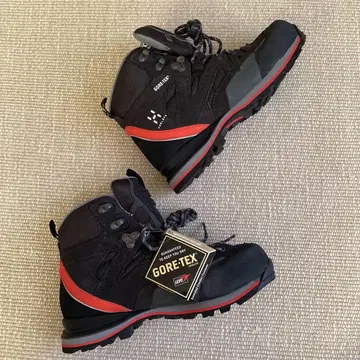 HOGLOFS GORE-TEX 트레킹 슈즈