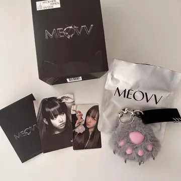 MEOVV 미아오 JELLY PAW ver. 키링 트레이딩 카드 스윙