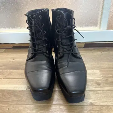 CLEL 하이 밑창 디자인 힐 부츠