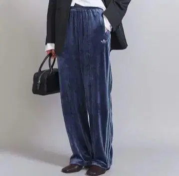 S 컨디션 최상 아디다스 벨로아 트랙 팬츠