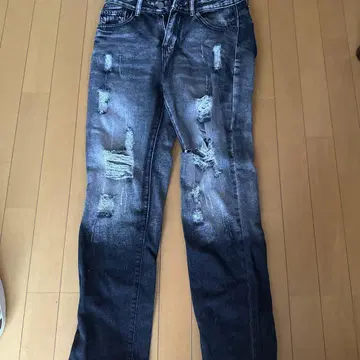 데미지 가공 스트레이트 데님 다크 블루