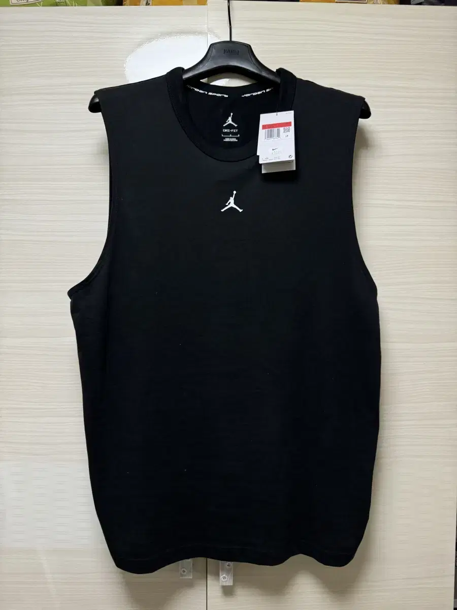 (New) Jordan Dri-FIT Tank Top L