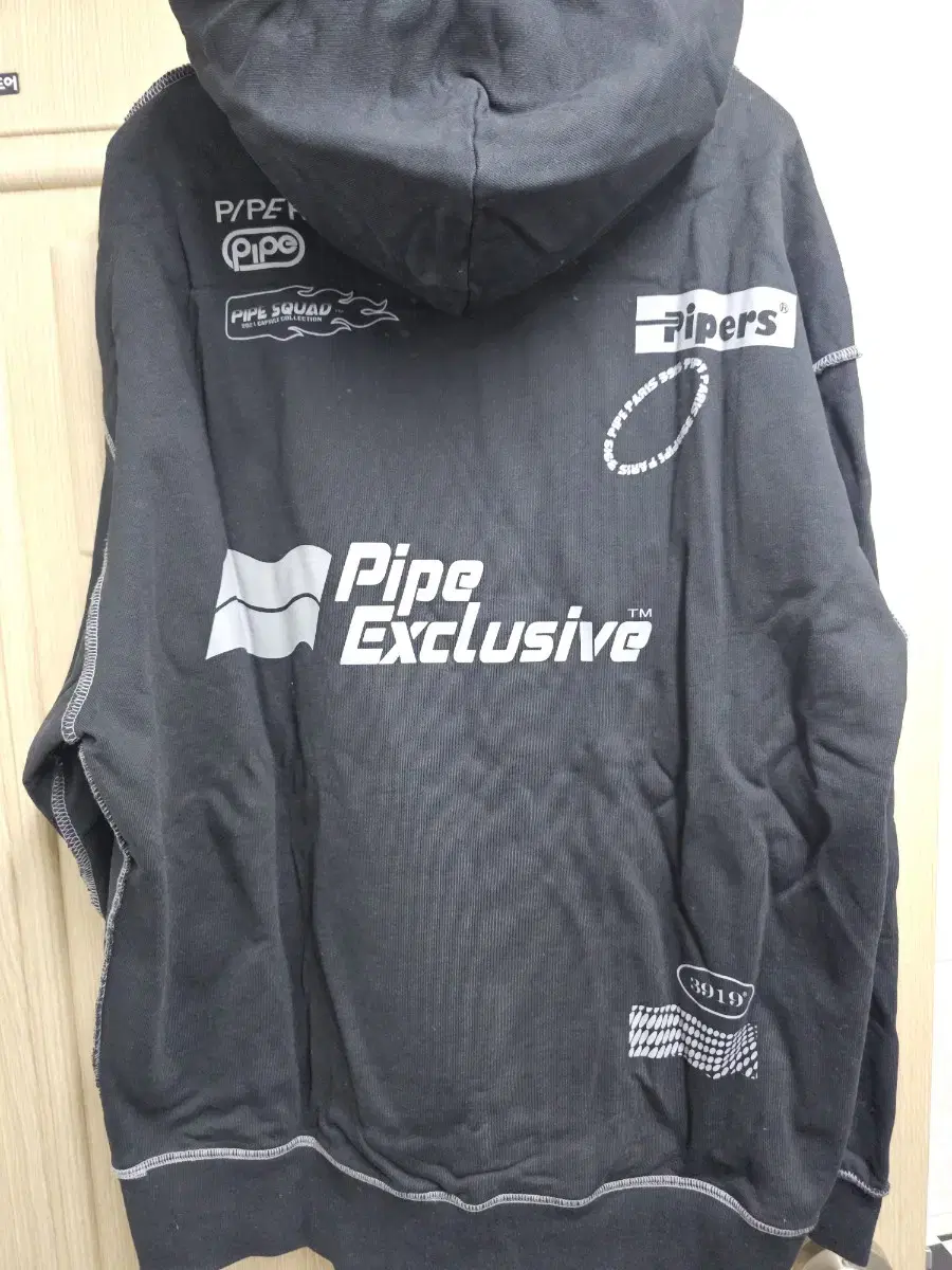 PIPE Black Hoodie Free Size L~XL