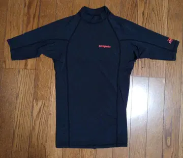Patagonia 파타고니아 티셔츠 래쉬가드 남성용 S 사이즈