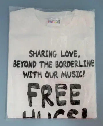 Kis-My-Ft2 19년 FREE HUGS 티셔츠