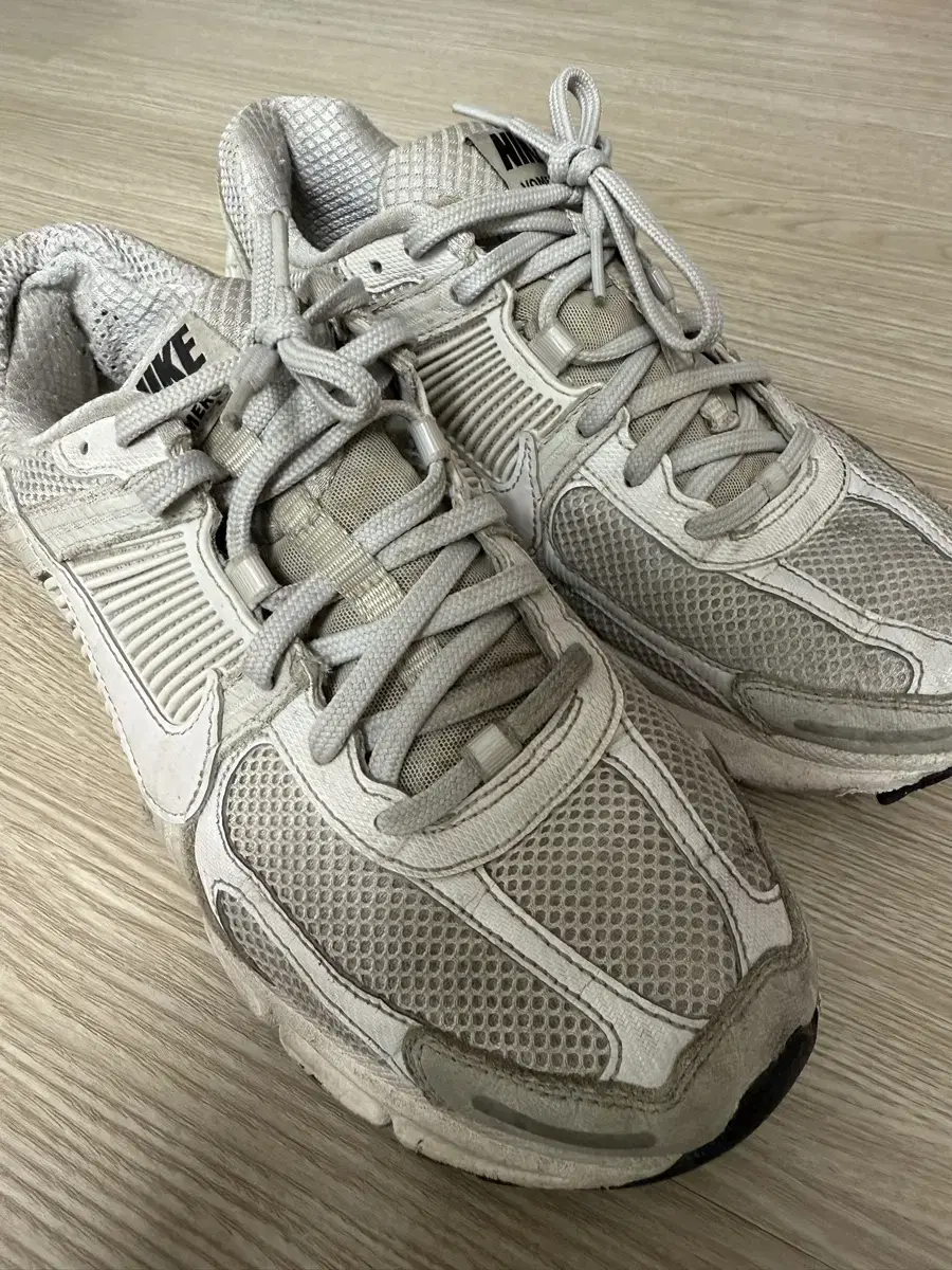 Nike Vomero 265