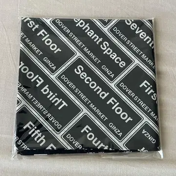 min-nano Dover Street Market GINZA 반다나