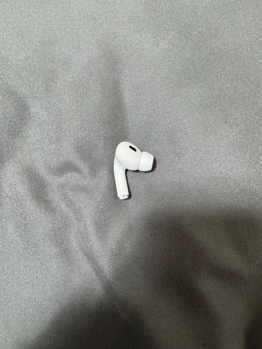 AirPods Pro 2 Left Unit