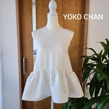 Yoko Chan 화이트 슬리브리스 튜닉 페플럼 탑 화이트