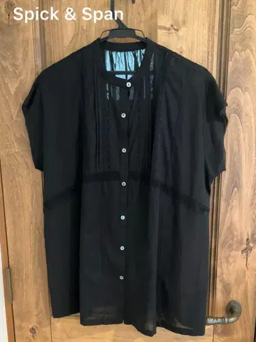 Spick & Span 블랙 버튼 셔츠 반팔
