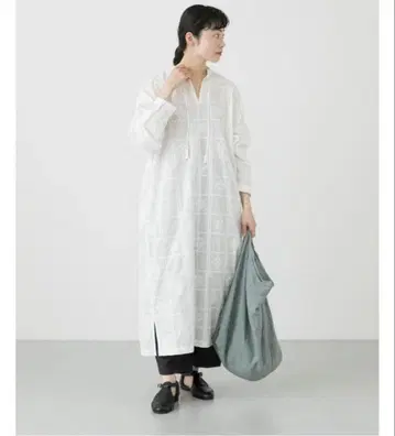 카구레 크로스 스티치 원피스