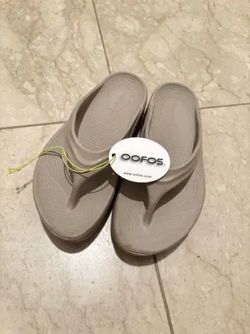 우포스 우메가 통굽 샌들 24cm