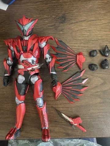 [개봉 상품] S.H.Figuarts 가면라이더 슌 버닝 팔콘
