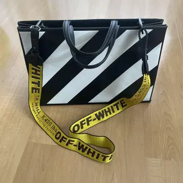 OFF-WHITE 스트라이프 숄더백 토트백