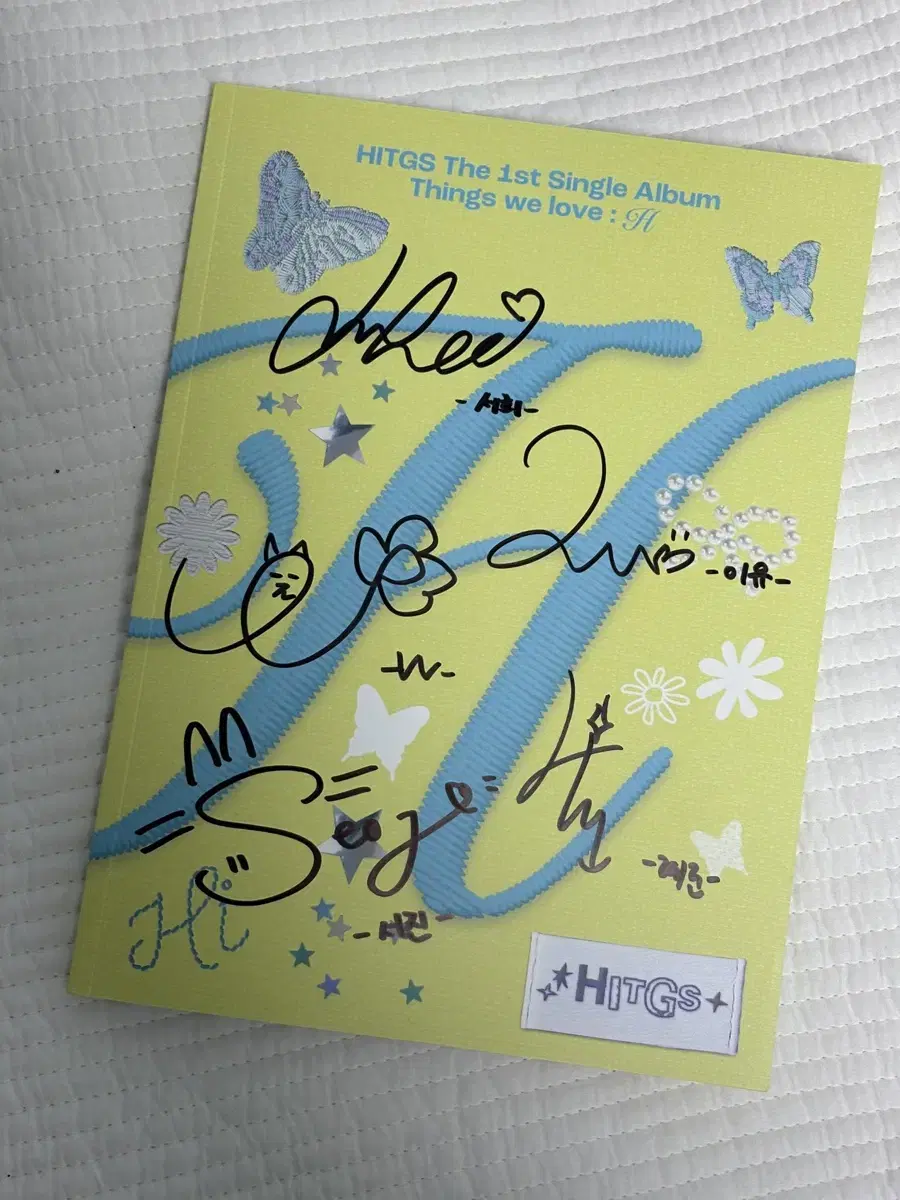 Hitgs signed album wts, sign album, sign polaroid, hyerin, seohee, poca, photocard