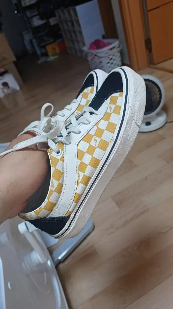 Vans 240mm