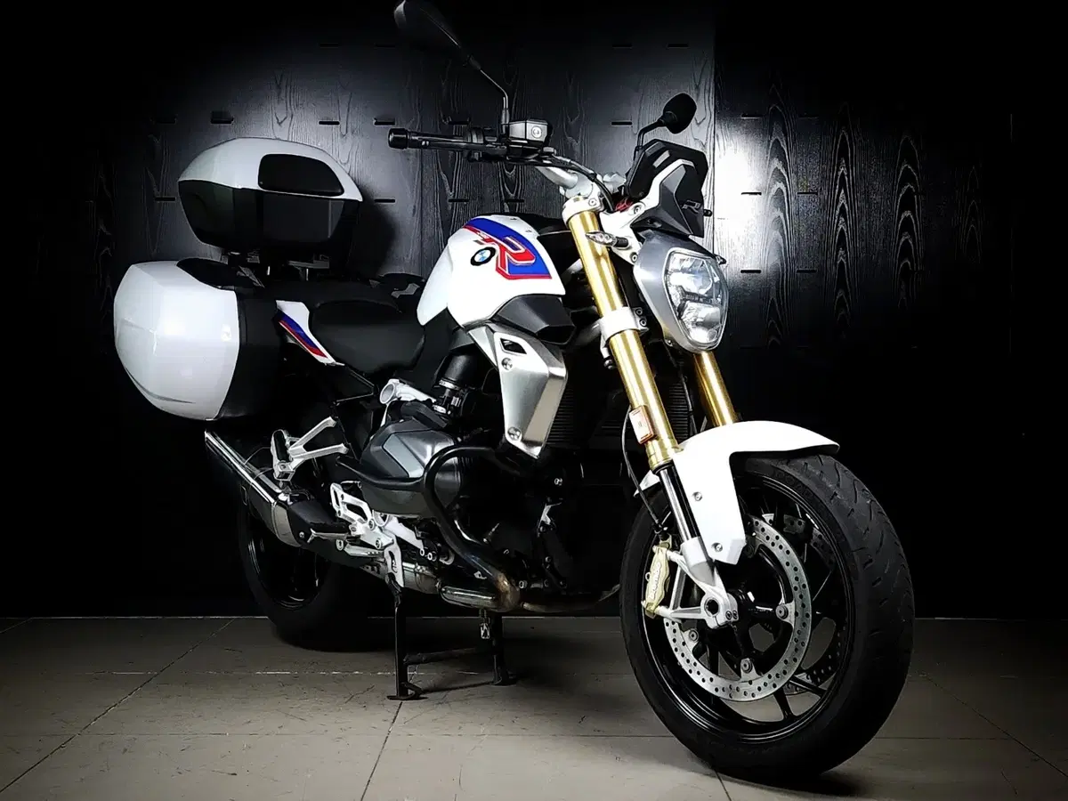 [Bmw] R1250R Genuine Three-Box, Busan Gimhae Yangsan Ulsan Changwon Daegu Seoul Gyeonggi Daejeon Jeonbuk