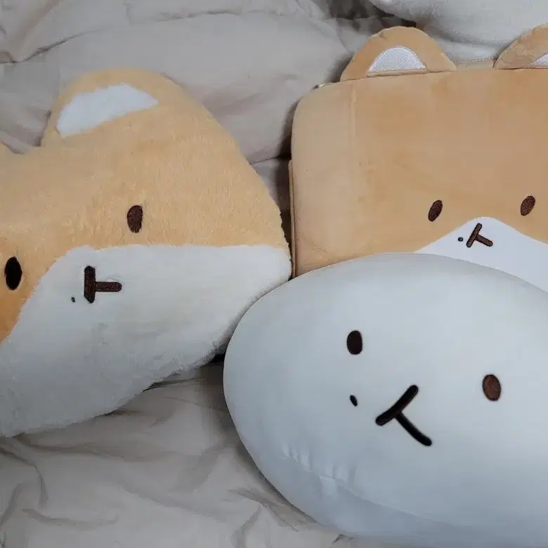 Items Similar to Baekhyun 80cm Giant Teolaegi wts | Global