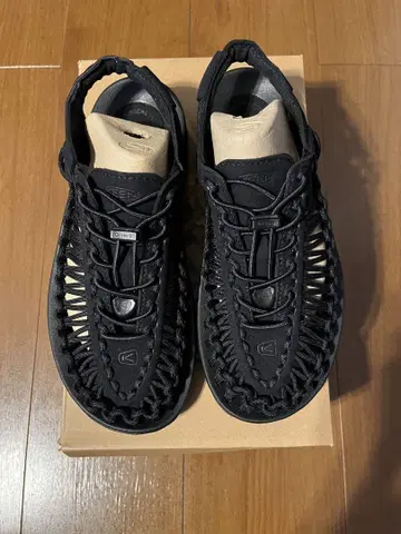 KEEN 킨 유니크 24.5cm US7.5 블랙
