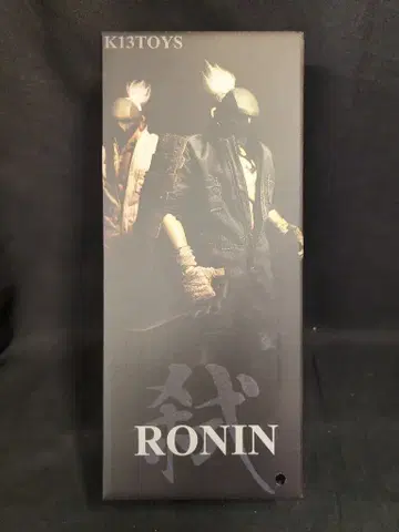 K13TOYS RONIN 카키