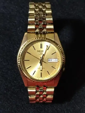 세이코 파이브 SEIKO5 자동 감기 손목시계 골드 작동 상품 디데이