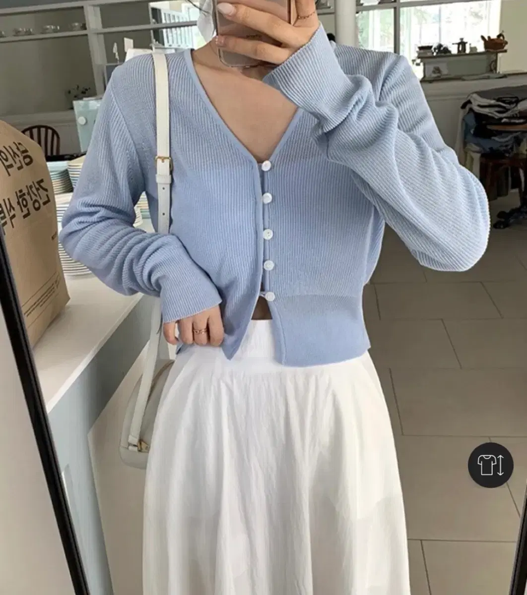Bbippong Unnie Summer Knit Cardigan (Sky Blue)