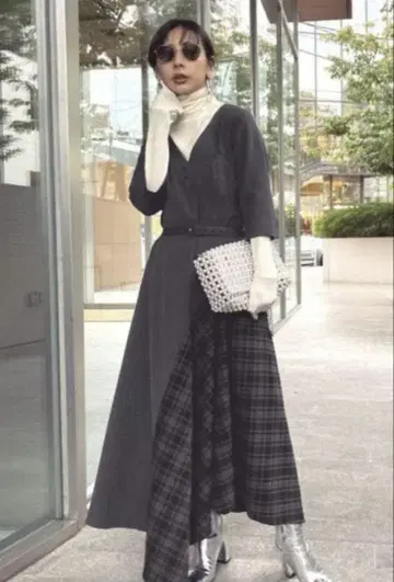 Ameri vintage 펄 클러치 백
