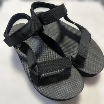 teva 플랫 폼 유니버셜 스포츠 샌들 여성용 통굽 22