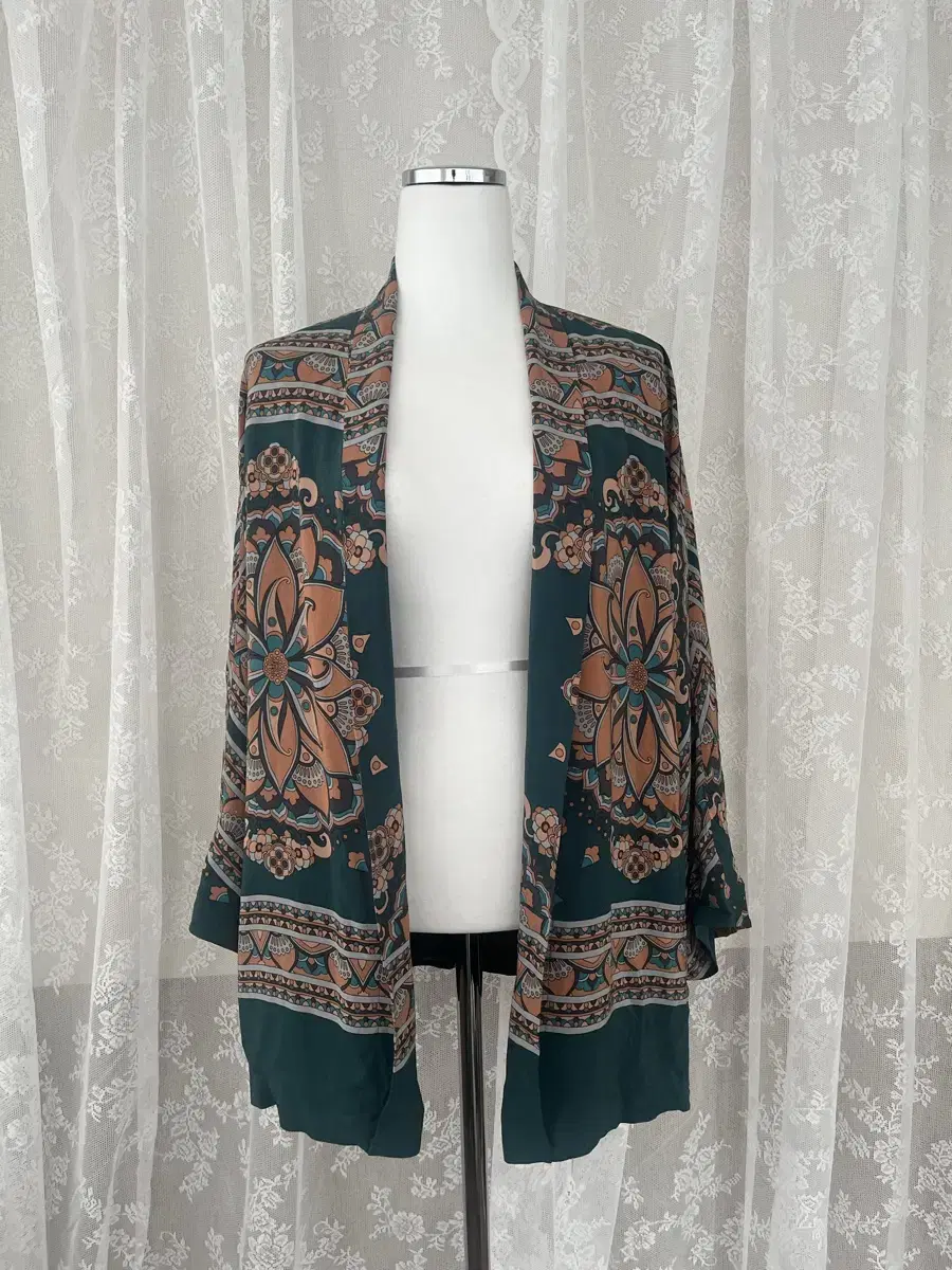 M) Massimo Dutti Oriental Pattern Cardigan Green