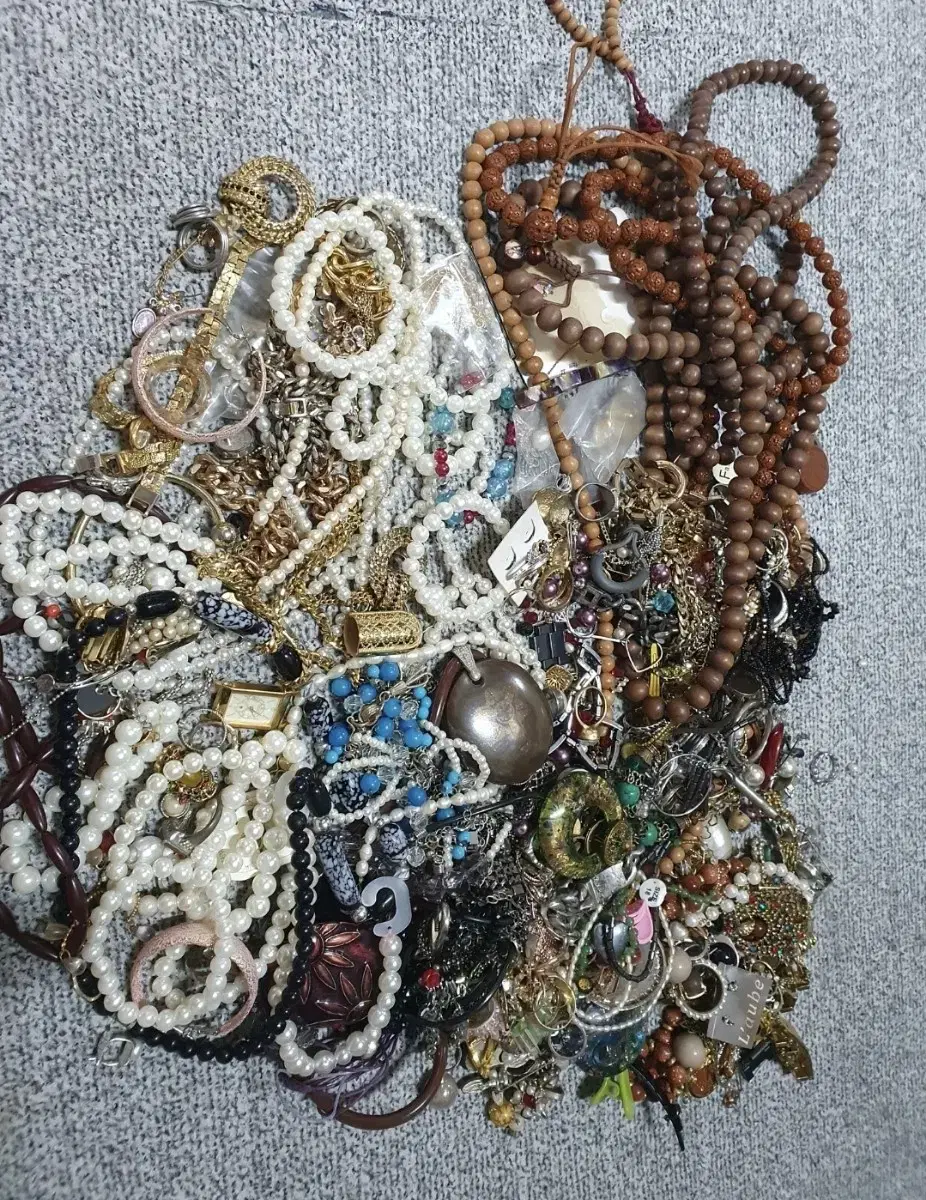 Accessories as seen in the picture, all Dada included in the price. Make good use of the reform subsidiary materials.