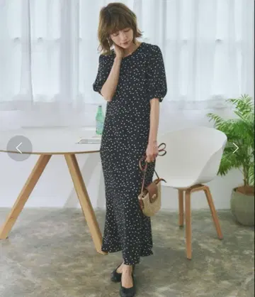 titivate 블랙 화이트 도트 원피스 새상품급 롱 원피스 작은 키