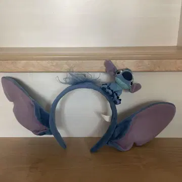 스티치 귀가 달린 머리띠