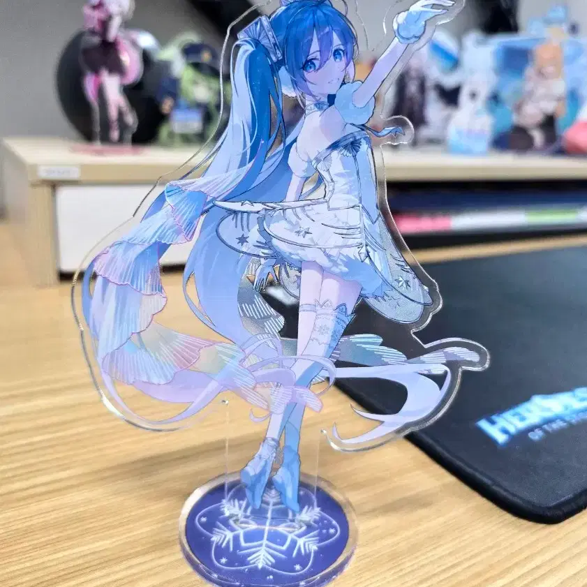 2025 Symphony Hatsune Miku acrylic stand on Bunjang Global Site.