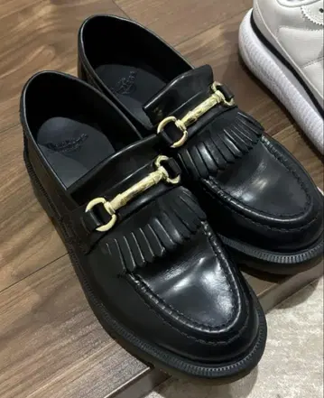 닥터마틴 로퍼 24cm