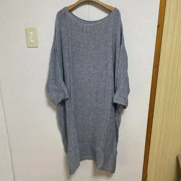 네스트로브 스트라이프 패턴 린넨 원피스 핀스트라이프