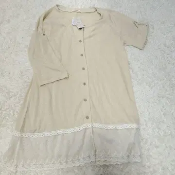 베이지 반소매 가디건 레이스 장식