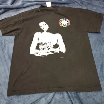 RED HOT CHILI PEPPERS XL 사이즈 티셔츠