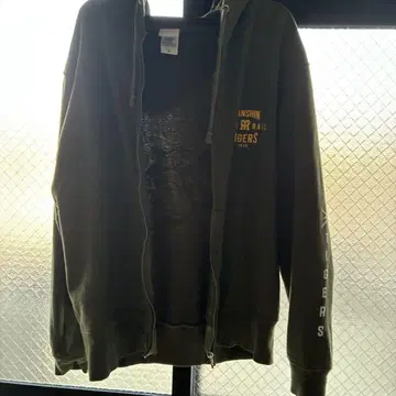 한신 타이거스 후드 부착 후드티 올리브 그린