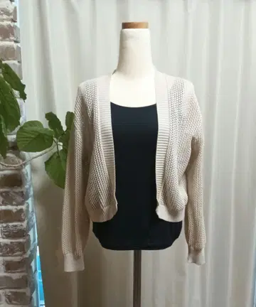 아이보리 메쉬 니트 가디건