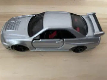 토미카 GTR