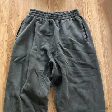 yeezyseason6 스웨트 팬츠 core size L