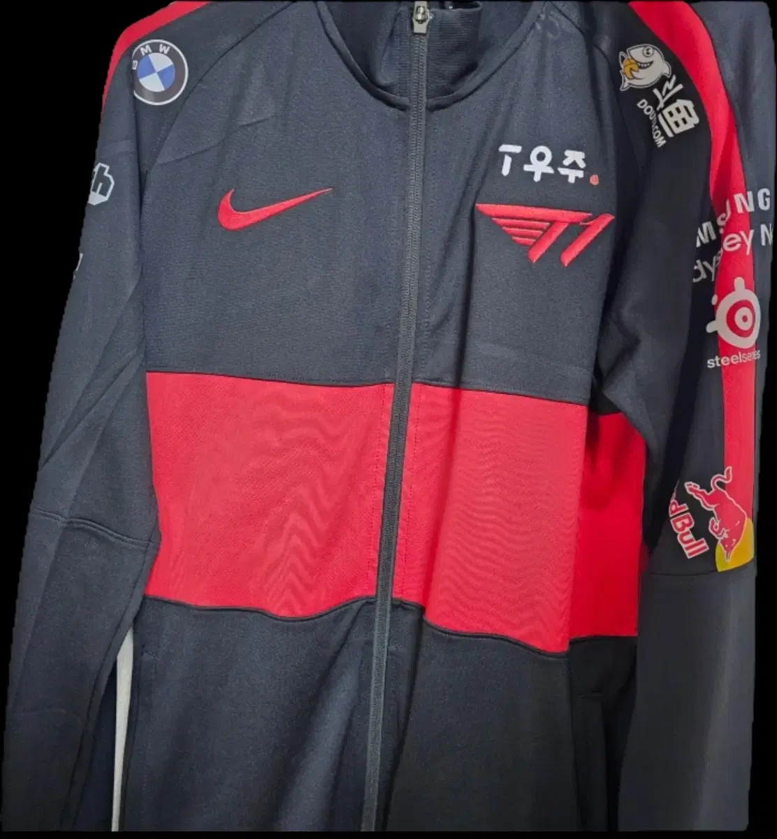 2022 T1 Faker Uniform, Size M, Nike