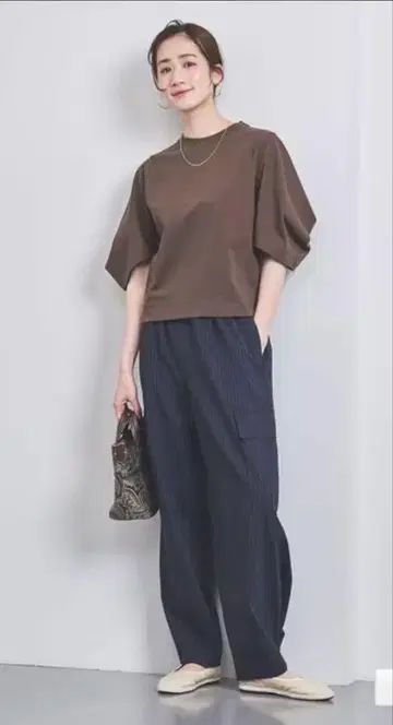 UNITED ARROWS 마톤 슬리브 티셔츠 DK.BROWN