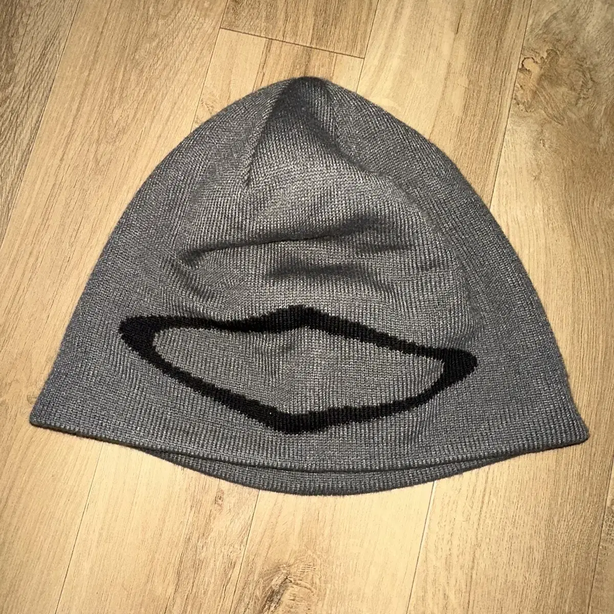 MISCHIEF | 미스치프 mschf Mischief Wide Rhombus Beanie Black
