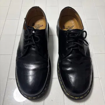 닥터마틴 27.5cm UK9
